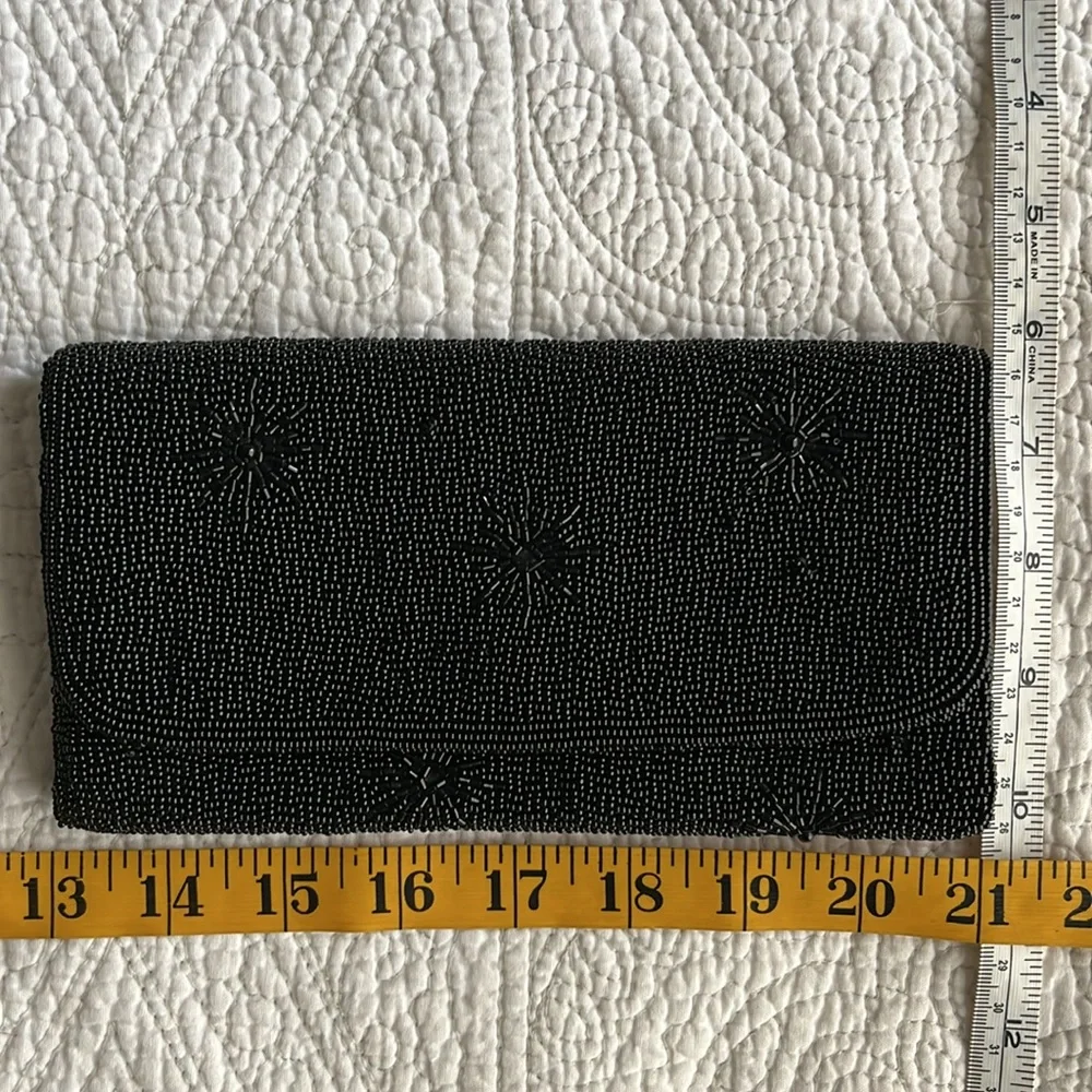 Vintage beaded clutch purse black